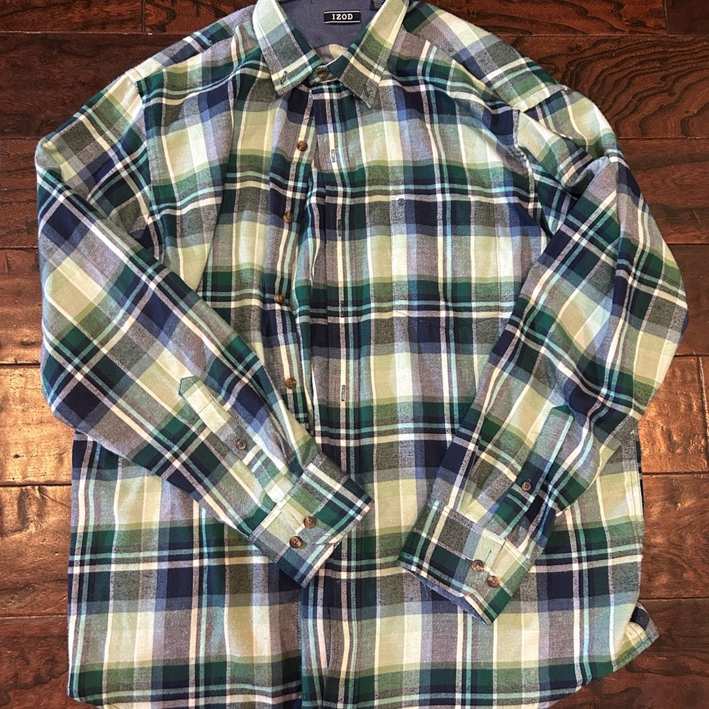 Izod Men's Blue and Green Plaid Button Down Shirt